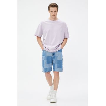 Blugi relaxed fit cu model colorblock