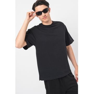 Tricou cu decolteu la baza gatului pentru antrenament Activ Coll