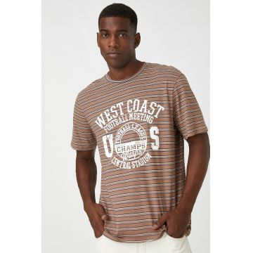 Tricou cu model in dungi si imprimeu text