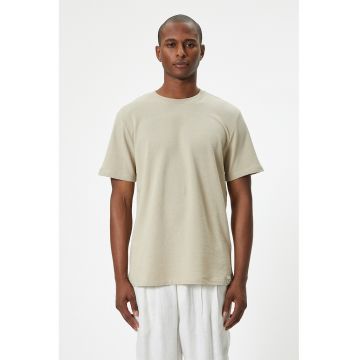 Tricou de bumbac cu decolteu la baza gatului