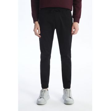 Pantaloni slim fit cu talie ajustabila