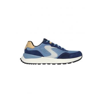 Pantofi sport de piele intoarsa cu insertii de plasa