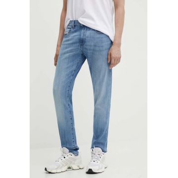 Diesel jeansi 2019 D-STRUKT L.34 PANTALONI barbati, A03563.0GRDI