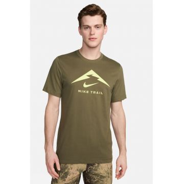 Tricou cu tehnologie Dri-FIT pentru alergare
