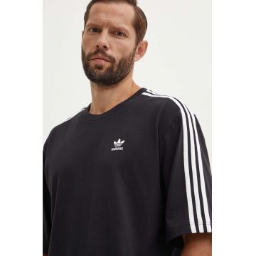 adidas Originals tricou din bumbac Adicolor Oversize bărbați, culoarea negru, cu imprimeu, IZ1832
