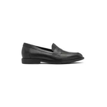 Pantofi de piele