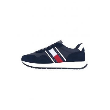 Pantofi sport cu insertii de piele intoarsa