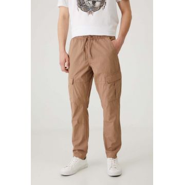 Medicine pantaloni de bumbac culoarea maro