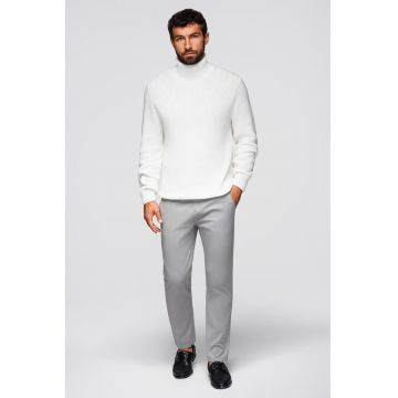 Pantaloni cu croiala conica si buzunare laterale - Gri deschis