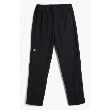 Pantaloni cu buzunare oblice