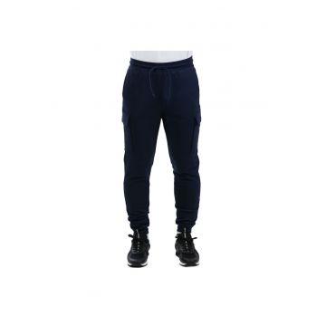 Pantaloni trening  Train Core ID M Label Pants Slim Cargo CH BR 6RPP63PJ07Z01554