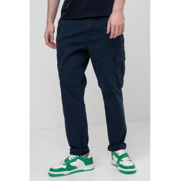 Pantaloni cu buzunare laterale