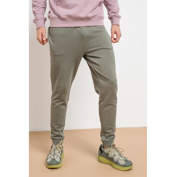 Pantaloni de trening cu buzunare laterale si snur