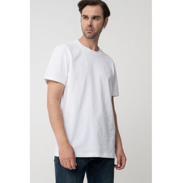 Tricou de bumbac cu decolteu la baza gatului