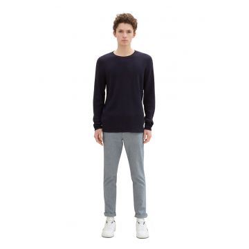 Pantaloni chino drepti cu o curea