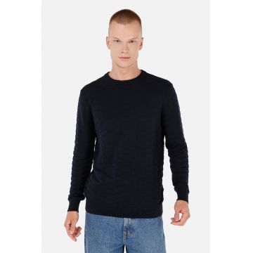 Pulover texturat cu decolteu la baza gatului Pulover texturat cu decolteu la baza gatului