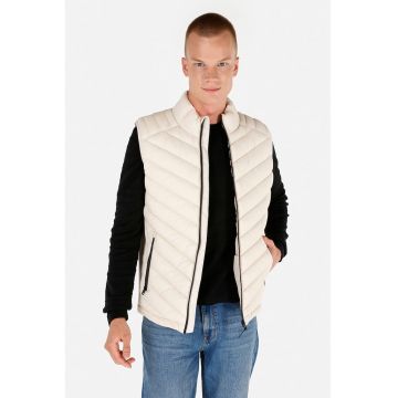 Vesta slim-fit cu fermoar Vesta slim-fit cu fermoar