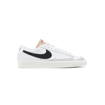 Pantofi sport  BLAZER LOW 77 VNTG DA6364101