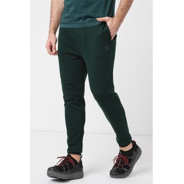 Pantaloni de trening cu buzunare laterale si snur