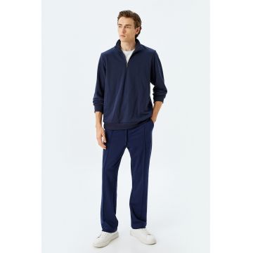 Pantaloni de trening cu snur in talie