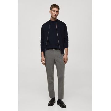 Pantaloni slim fit cu buzunare laterale