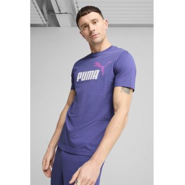 Tricou cu decolteu la baza gatului si logo