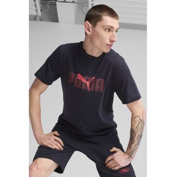 Tricou cu logo si decolteu la baza gatului