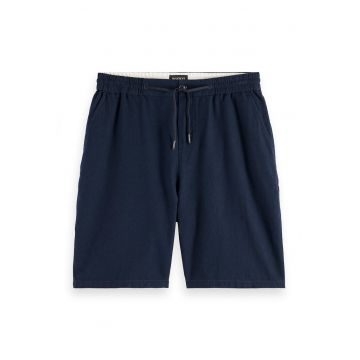 Pantaloni scurti cu snur