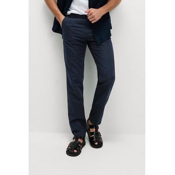 Pantaloni regular fit lungi
