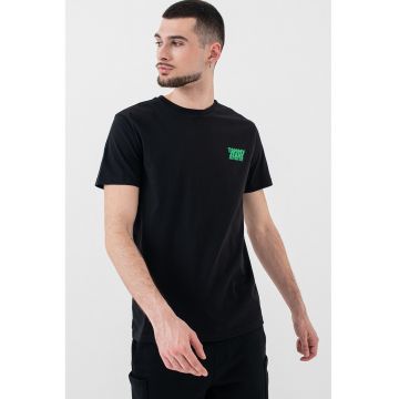 Tricou slim fit cu imprimeu logo discret