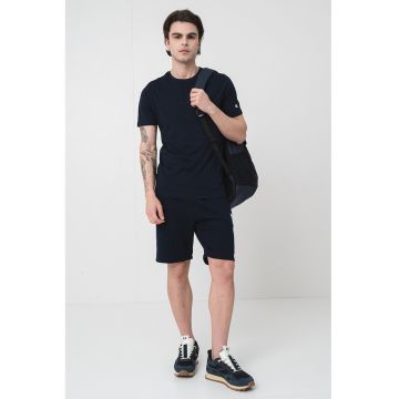 Tricou cu model uni si detalii cu broderie logo