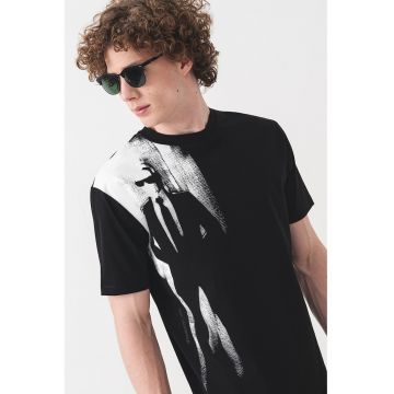 Tricou cu imprimeu grafic
