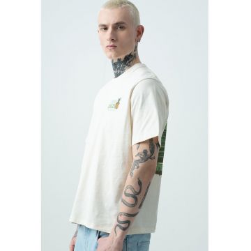 Tricou cu imprimeu pe partea din spate Valley