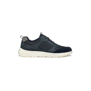 Pantofi sport cu garnituri de piele intoarsa