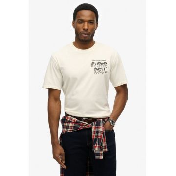 Tricou cu decolteu la baza gatului si imprimeu pe partea din spate