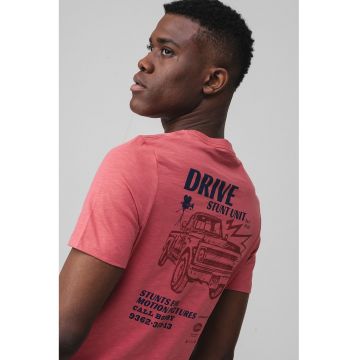 Tricou regular fit cu imprimeu pe spate