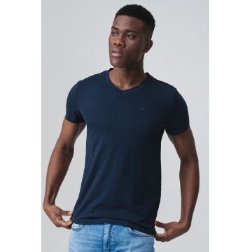 Tricou slim fit cu decolteu in V Amado