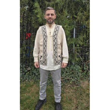 Vesta traditionala - Lazar 22