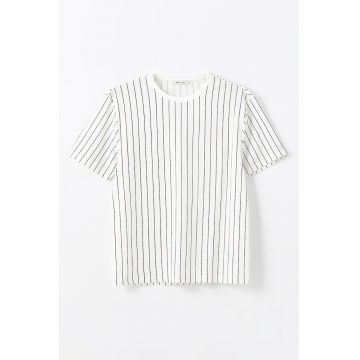 Tricou cu decolteu rotund si model in dungi