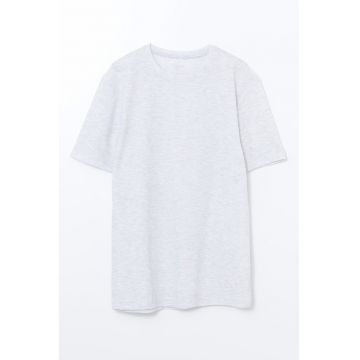 Tricou uni cu decolteu la baza gatului