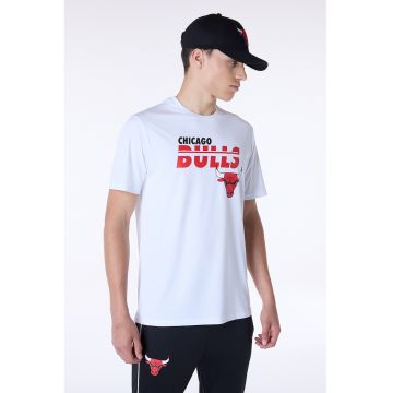 Tricou cu imprimeu si decolteu la baza gatului