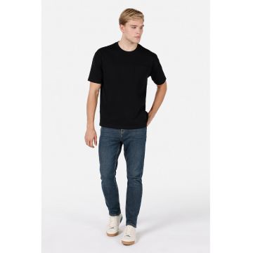 Blugi slim fit din denim