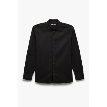 Camasa slim fit cu guler ascutit