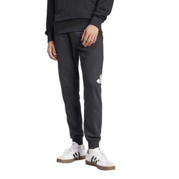 Pantaloni de trening cu imprimeu logo