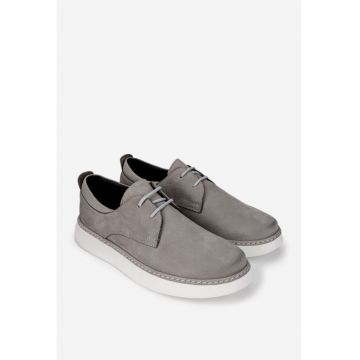 Pantofi barbati gri din piele nabuc