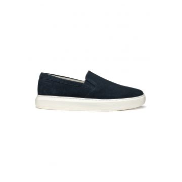 Pantofi loafer de piele intoarsa cu varf rotund
