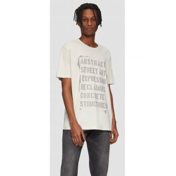 Tricou barbati din bumbac cu imprimeu cu text si croiala Regular Fit - Q/S by s.Oliver