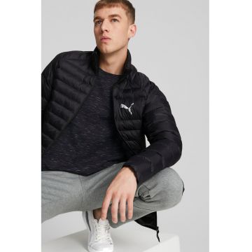 Geaca slim fit matlasata cu finisaj rezistent la apa PackLITE Geaca slim fit matlasata cu finisaj rezistent la apa PackLITE