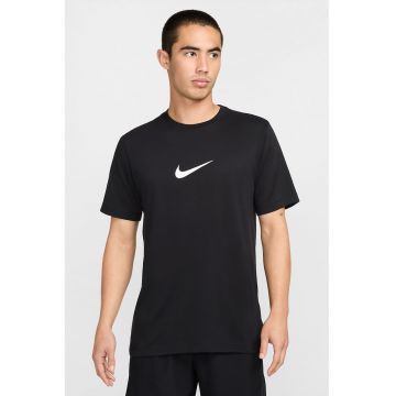 Tricou cu tehnologie Dri Fit pentru fitness