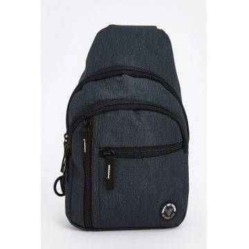 Geanta sling cu bareta ajustabila